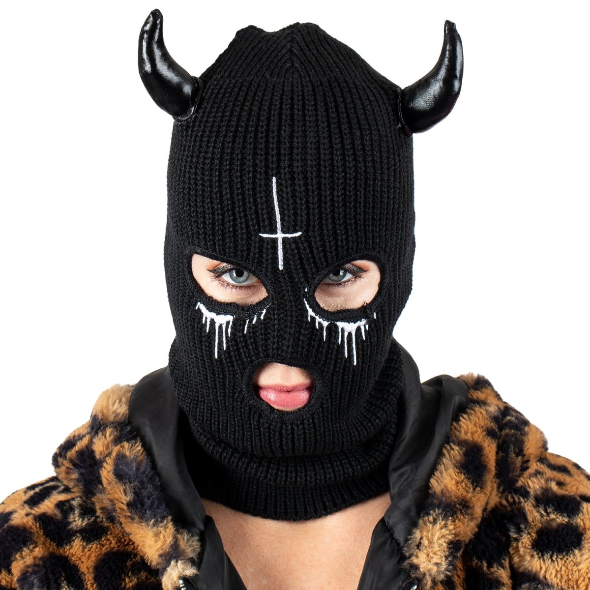 http://toofast.com/cdn/shop/products/too-fast-bloody-hell-embroidered-balaclava-ski-mask-351495.jpg?v=1693508505