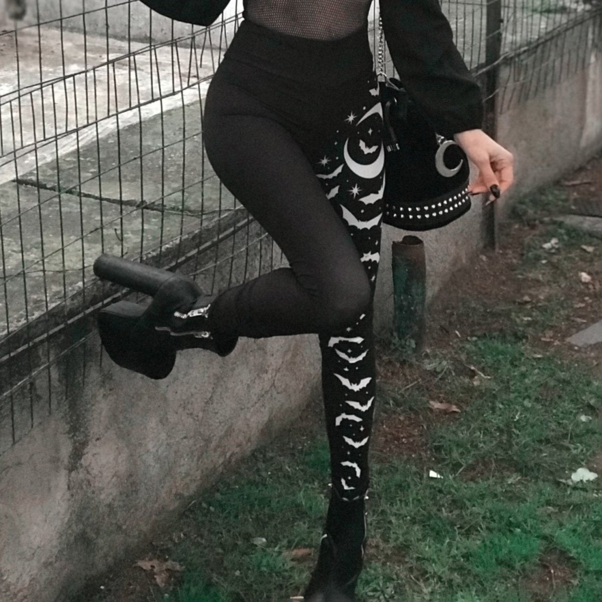 outfits with rubber leggings｜TikTok Search